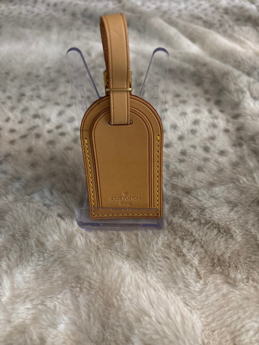 Preloved Louis Vuitton Vachetta Leather Luggage Tag.